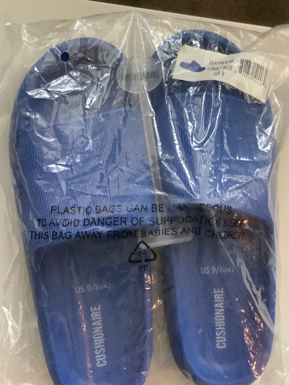 NWT Blue Cushionaire Size 9 Slides